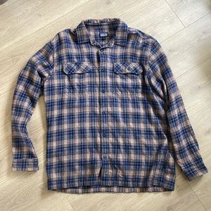 Patagonia Long Sleeved Flannel Size L